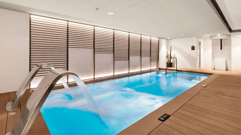 Piscina climatizada del Spa